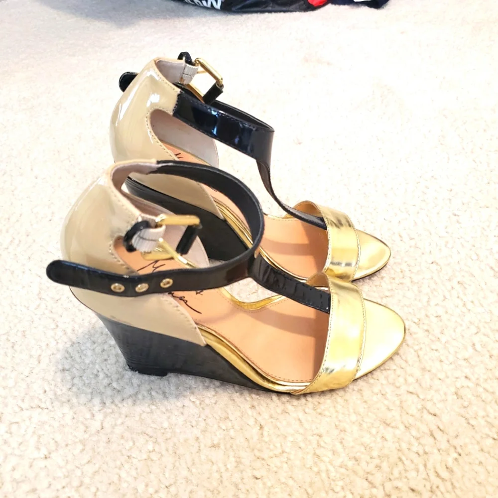Badgley Mischka badgley mischka